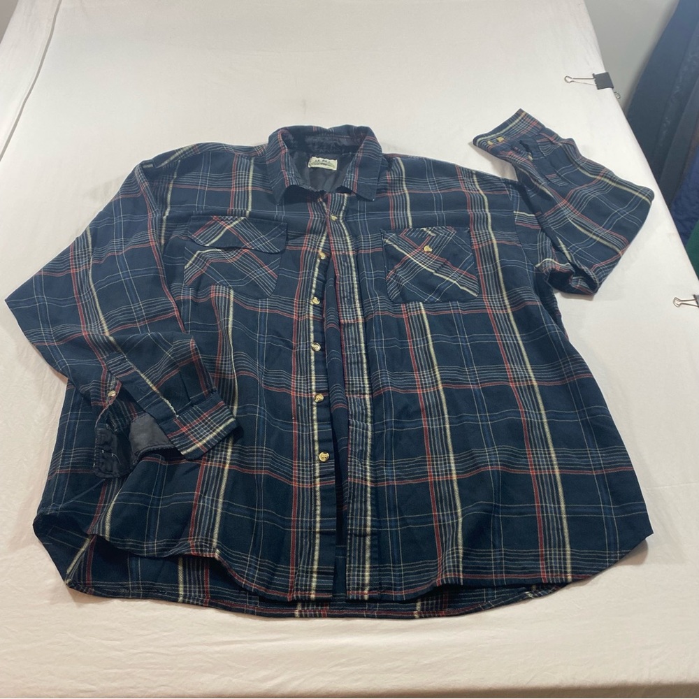 Timber Trail Men’s Shirt Classic Navy Plaid Button-Down Shirt long sleeve